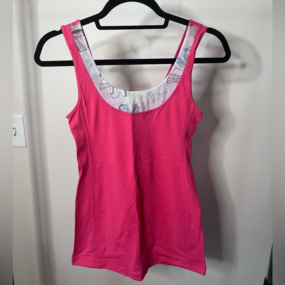 Lululemon tank